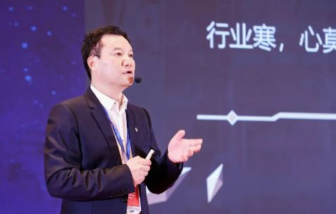 《面对行业寒冬企业如何突围?》钱林弟在中国建筑防水行业年会上这样说(图4) 《面对行业寒冬企业如何突围?》钱林弟在中国建筑防水行业年会上这样说(图4)