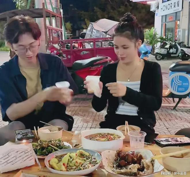阿彪走高端路线付哥话语很中肯!丈母娘呜出财富小爱遇到帅哥(图6) 阿彪走高端路线付哥话语很中肯!丈母娘呜出财富小爱遇到帅哥(图6)