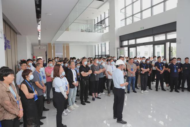 创新引领2024年巴德富防水新品发布会盛大举办(图9) 创新引领2024年巴德富防水新品发布会盛大举办(图9)