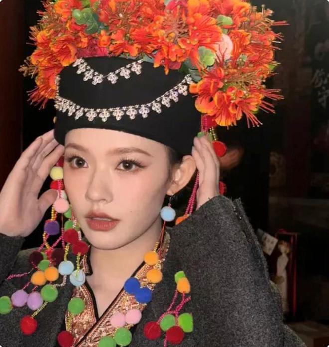 北京这一晚当女明星换上中国风礼服才知道啥叫审美界的天花板(图3) 北京这一晚当女明星换上中国风礼服才知道啥叫审美界的天花板(图3)