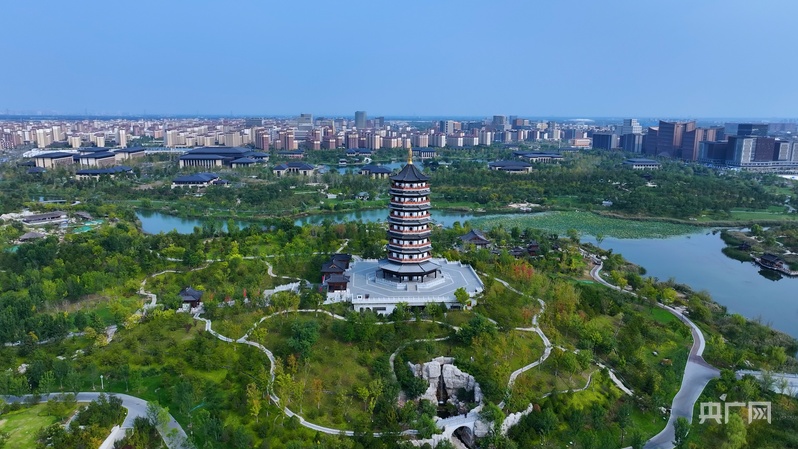 【人民城市·温情中国】千年大计“雄”心壮志 心安此处向未来(图1) 【人民城市·温情中国】千年大计“雄”心壮志 心安此处向未来(图1)