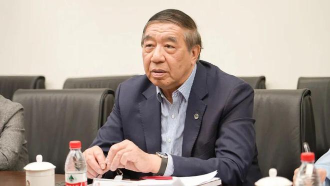 中国建筑防水协会秘书长朱冬青一行赴东方雨虹参观交流(图4) 中国建筑防水协会秘书长朱冬青一行赴东方雨虹参观交流(图4)