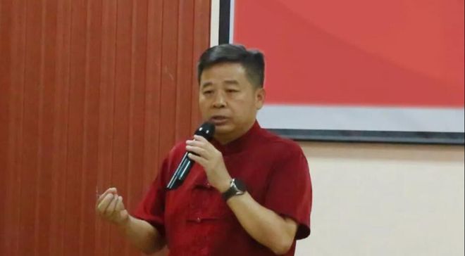 55岁宏源防水集团副总裁许渊离世工程师出身毕业院校不一般!(图3) 55岁宏源防水集团副总裁许渊离世工程师出身毕业院校不一般!(图3)